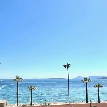 Magnifique T2 - Vue - Parking - Juan-les-pins
